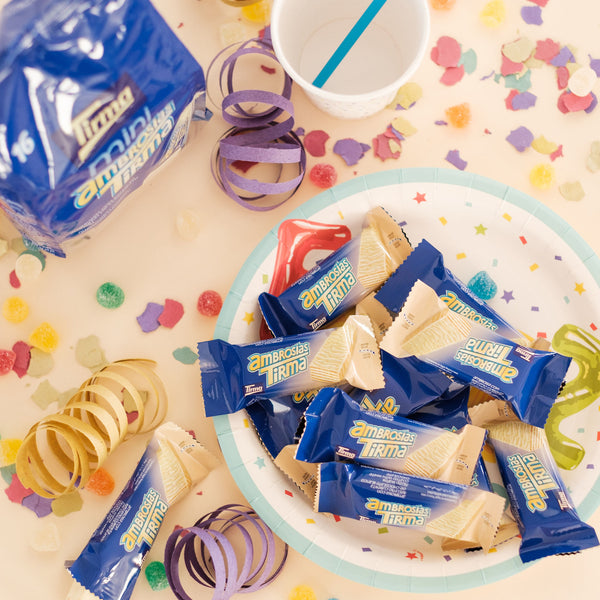 Mini White Chocolate Wafers, 216g