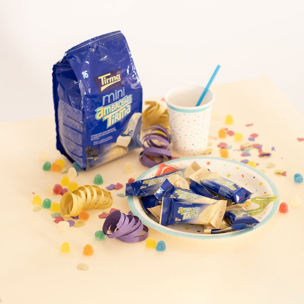 Mini White Chocolate Wafers, 216g